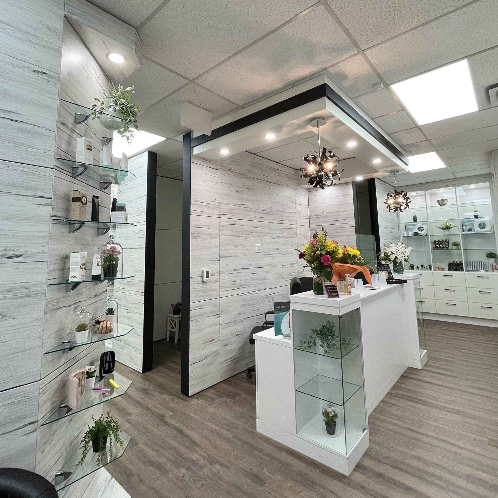 MOOD Nails & Beauty Boutique